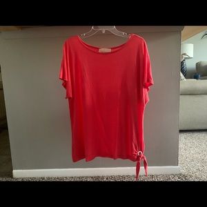 Loose fitting,tunic style,coral,tee